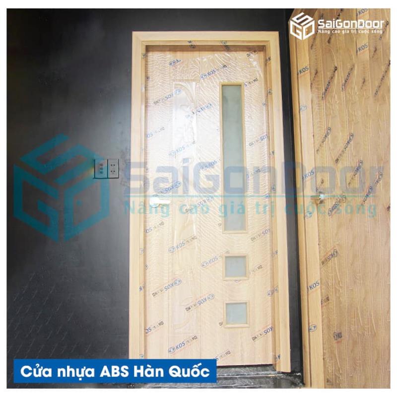 4 LOẠI CỬA PHÙ HỢP LẮP ĐẶT CHO VĂN PHÒNG 19 Cửa nhựa ABS Hàn Quốc phù hợp lắp đặt cho văn phòng