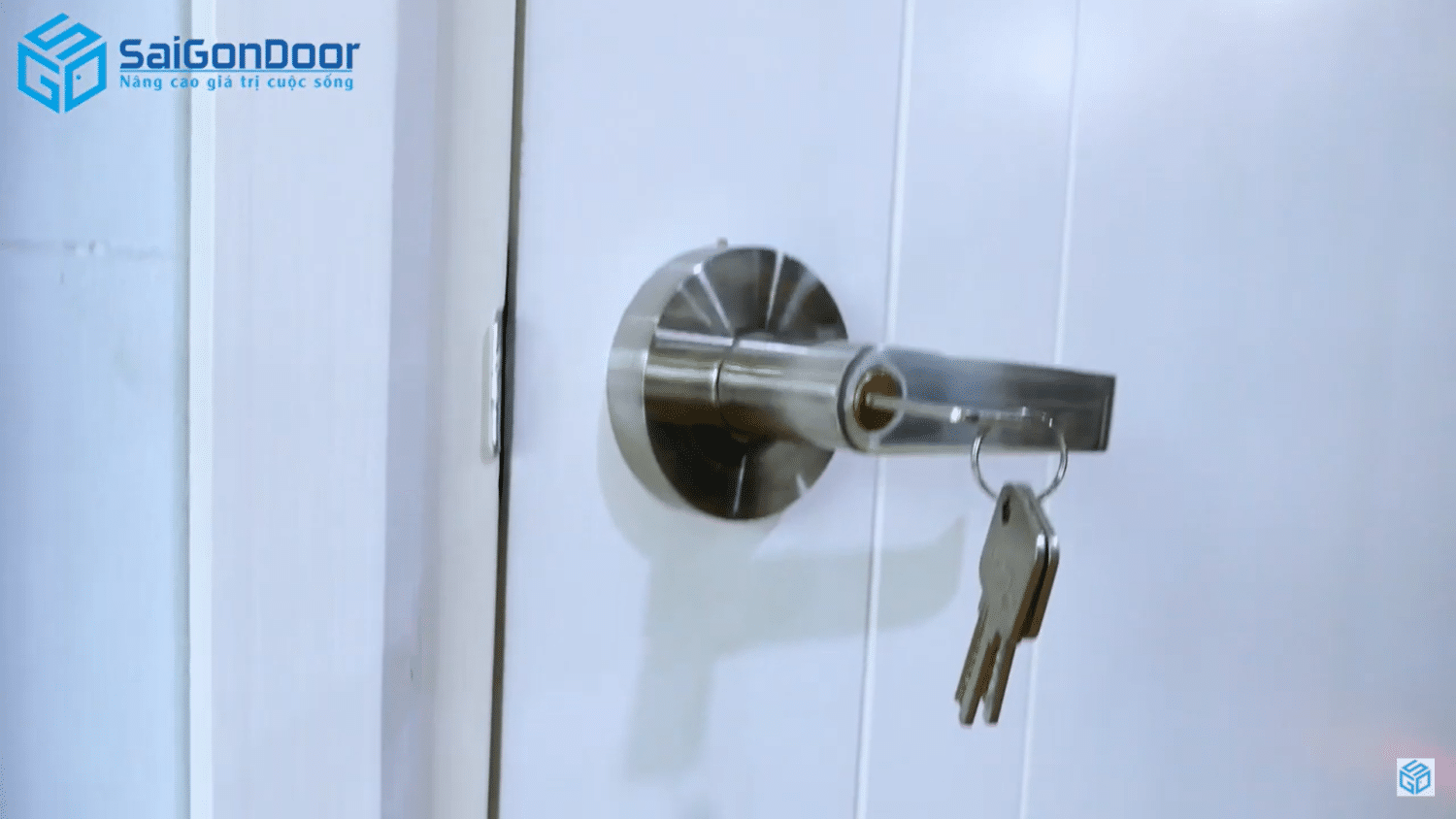 Kiểu khóa dài gạt cửa gỗ công nghiệp MDF Kiểu khóa dài gạt cửa gỗ công nghiệp MDF