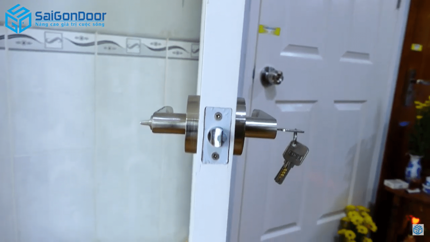 Mẫu khóa cửa gỗ công nghiệp MDF Mẫu khóa cửa gỗ công nghiệp MDF